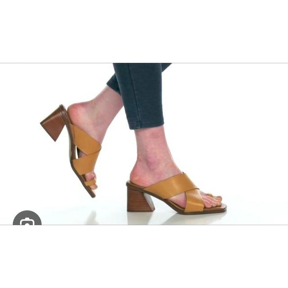 FRANCO SARTO Safia Block Heel Sandal In Camel 8.5